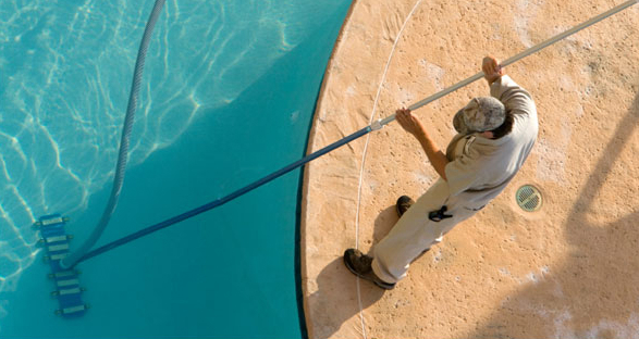 DIY Tips For Keeping Your Pool Clean