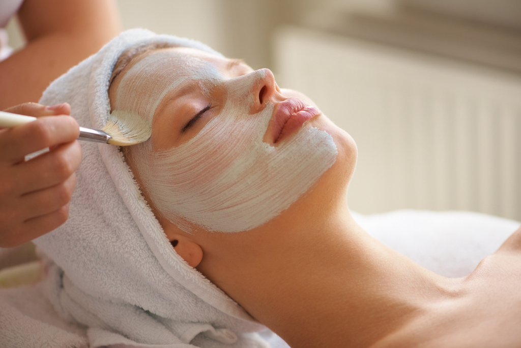 Techniques and Procedures Used Throughout A Standard Facial