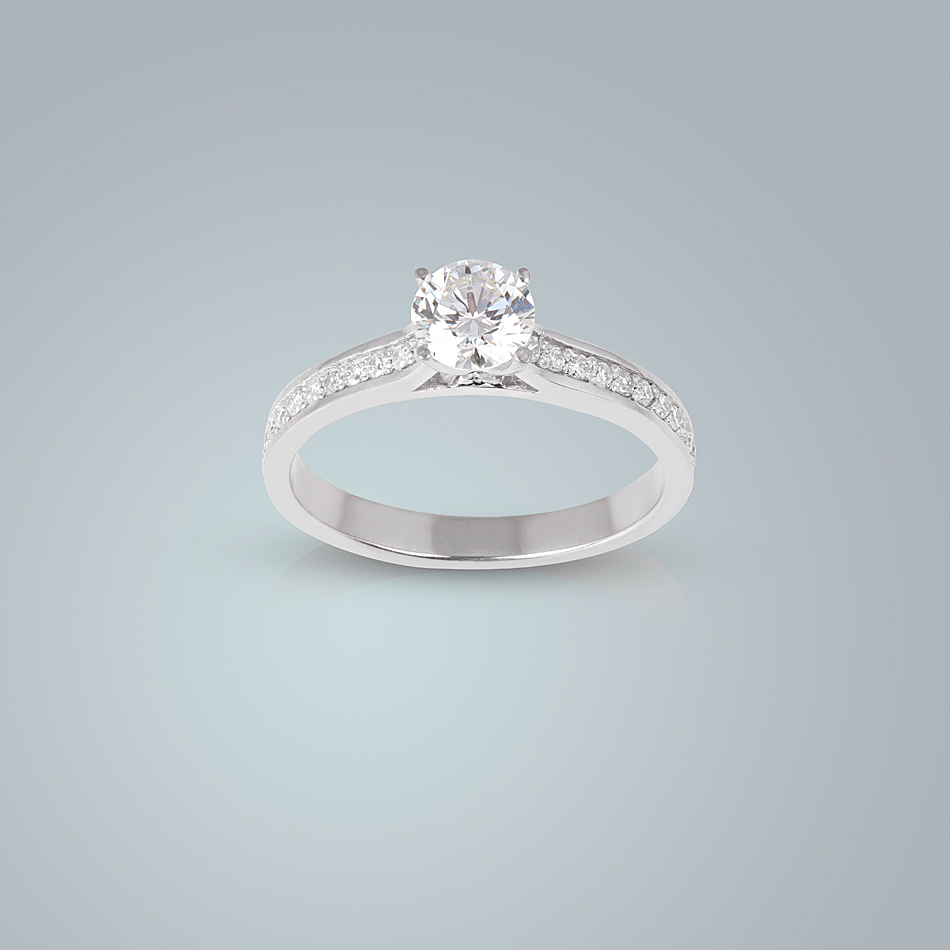 How Do I Know What Kind Of Jewelry Is Right For Her?