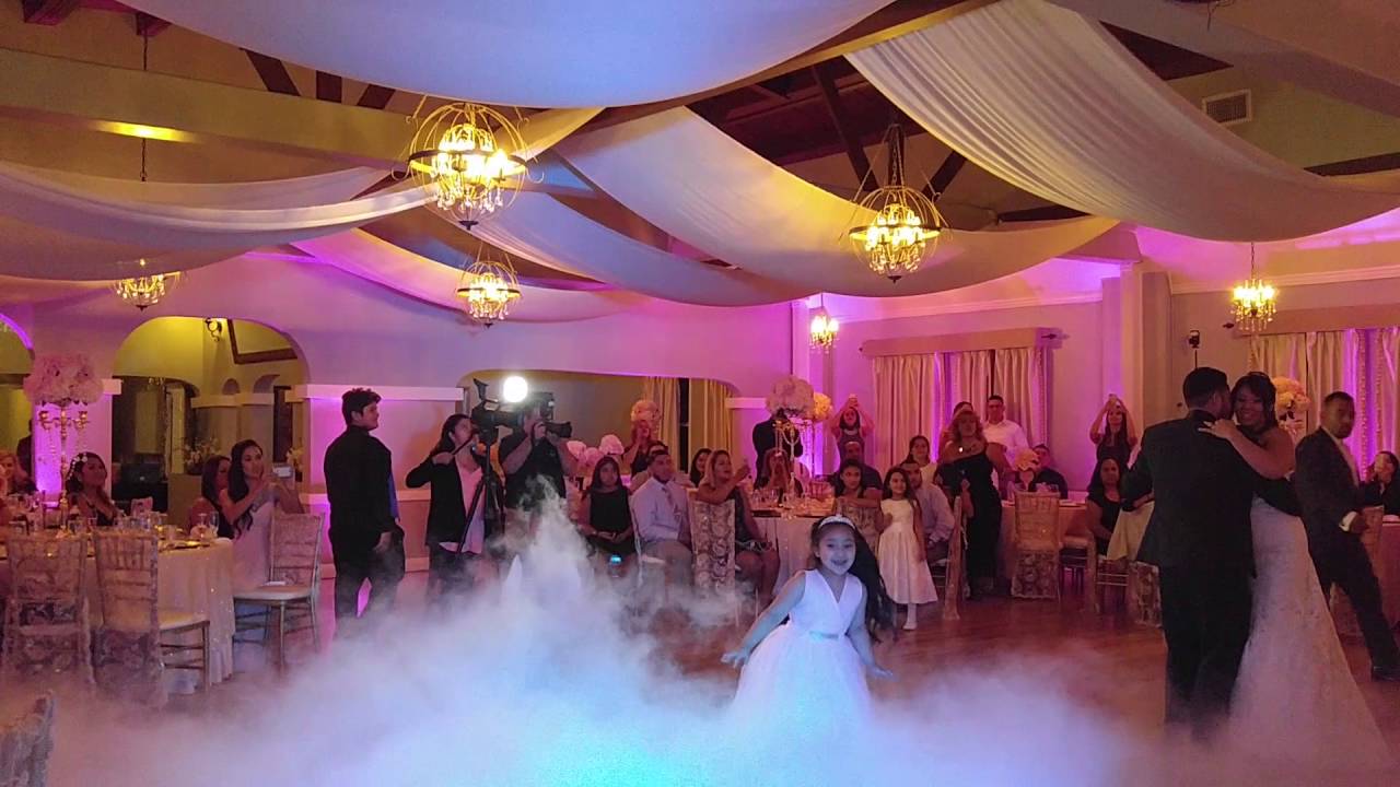 Planning To Book A Wedding Reception Hall? 4 Blunders That You Must Avoid