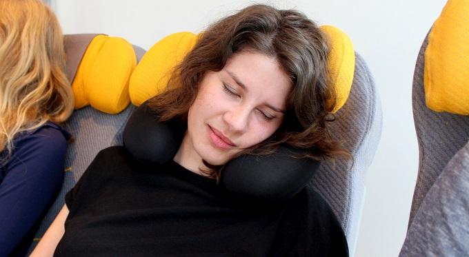 Memory Foam Travel Pillows – 4 Reasons why They Reduce Neck Pains